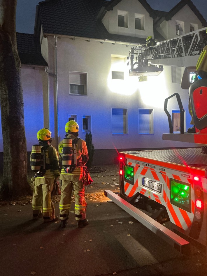 FW-BOT: Küchenbrand in Bottrop