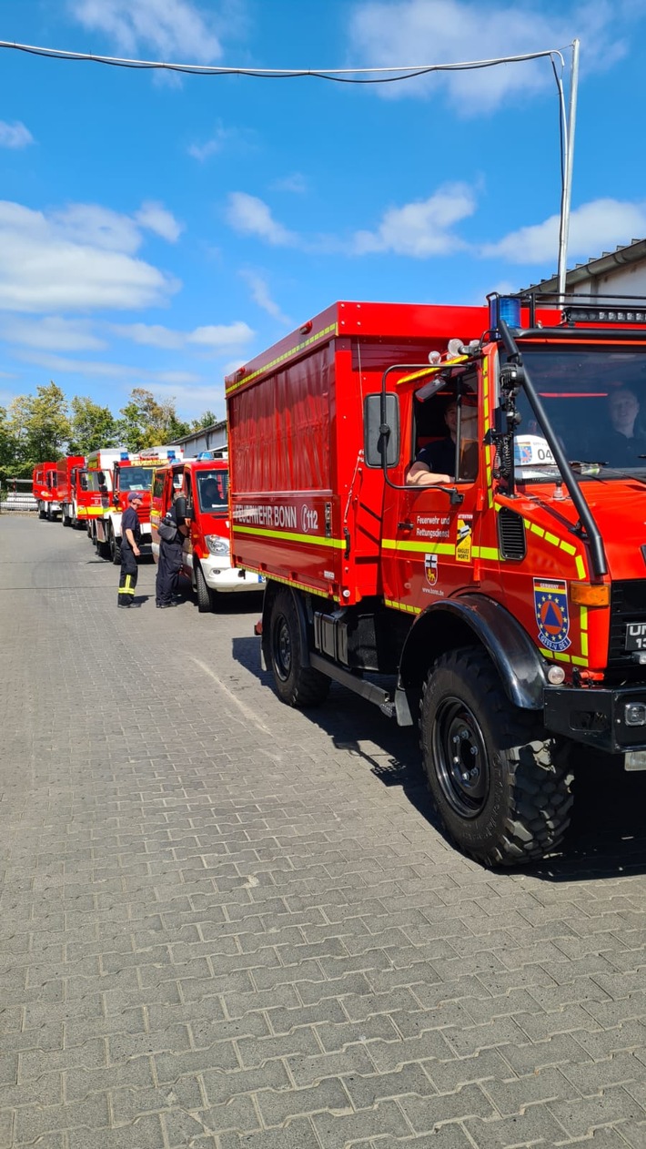 FW-BN: Feuerwehren aus Bonn, Düsseldorf, Leverkusen, Königswinter und Ratingen auf dem Weg zu Waldbrandeinsatz in Spanien