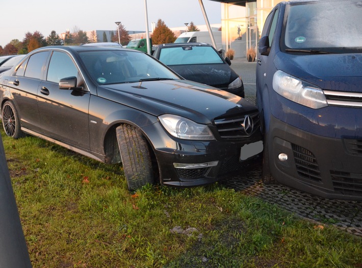 POL-HF: Verkehrsunfall mit Sachschaden und Flucht- Verkehrskontrolle missachtet