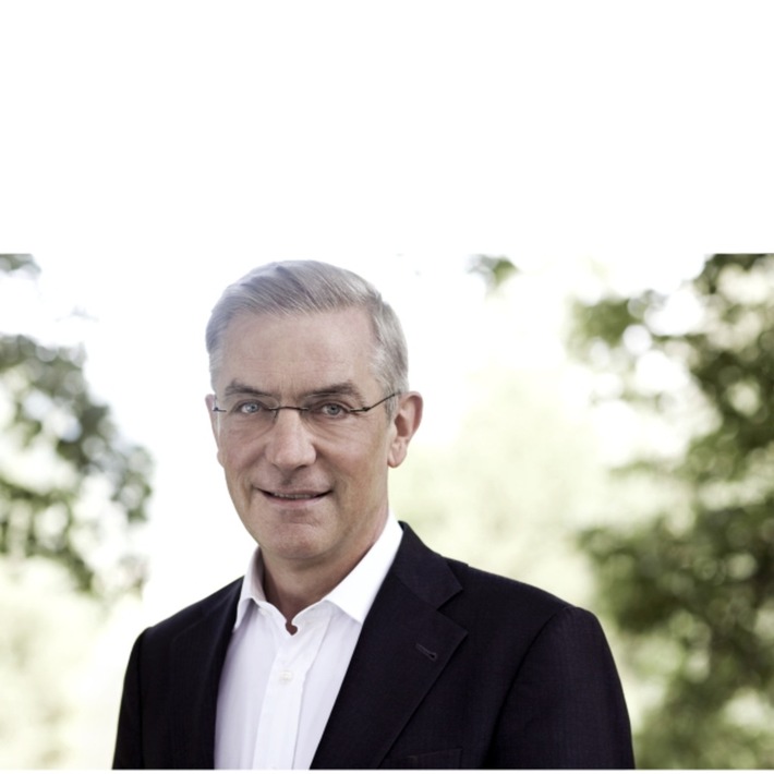 Weltweit einzigartig: weeNexx AG verschmilzt Cashback-System mit Blockchain-Technologie / Schweizer "wee" plant exponentielles Wachstum als Technologieführer bei Loyality