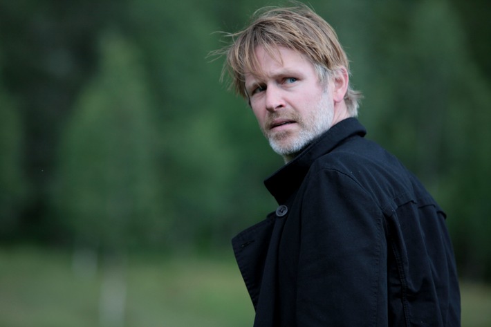 "Varg Veum - Gefährten des Todes" als Free-TV-Premiere / Neue Romanverfilmung aus Norwegen im ZDF-Montagskino (BILD)