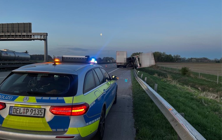 POL-DEL: Autobahnpolizei Ahlhorn: Verkehrsunfall auf der Autobahn 1 im Bereich der Gemeinde Emstek +++ Zeugenaufruf