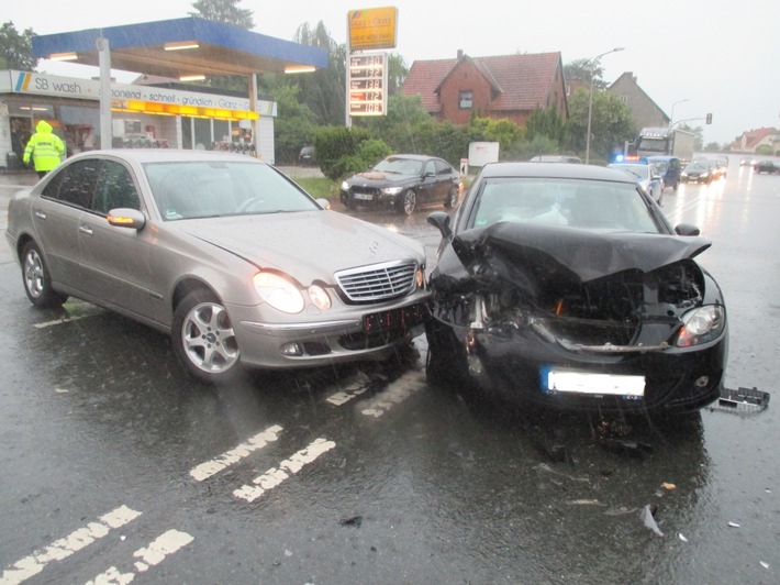 POL-NI: Verkehrsunfall in Nienstädt