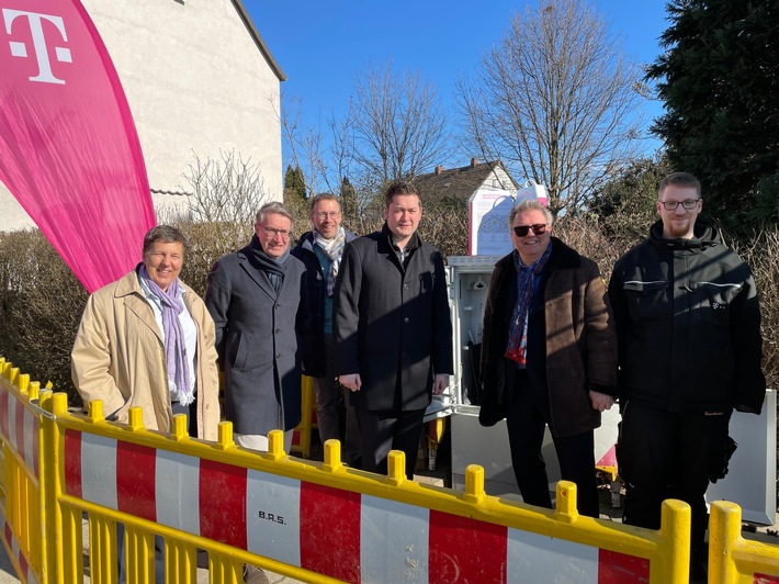 Glasfaserausbau der Telekom geht weiter in Braunschweig Gartenstadt, Mascherode, Lindenbergsiedlung, Rautheim und Südstadt