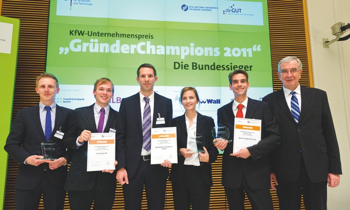 Noch bis zum 01. August bewerben und GründerChampion werden! / Der KfW-Award "Unternehmen" - GründerChampions 2012 prämiert je ein erfolgreiches Unternehmen aus jedem Bundesland (BILD)