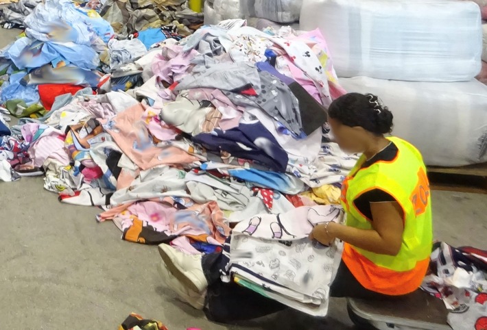 HZA-M: Zollamt Garching-Hochbrück stoppt Einfuhr von gefälschter Markenware aus der Türkei