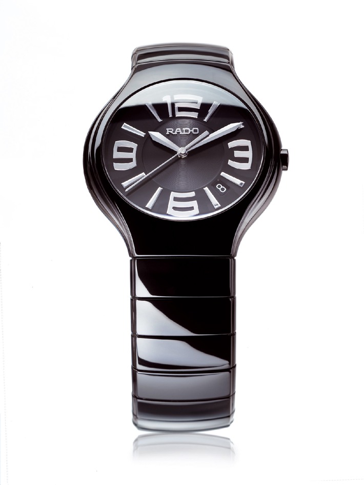 RADO TRUE - Deux premières mondiales technologiques pour une nouvelle collection de montres