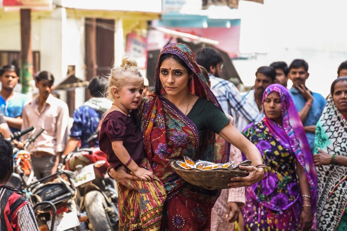 Dritter ZDF-Film der Reihe &quot;Fluss des Lebens&quot;: &quot;Geboren am Ganges&quot; / &quot;Herzkino&quot; mit Gaby Dohm, Heinz Hoenig, Pegah Ferydoni und Janek Rieke (FOTO)