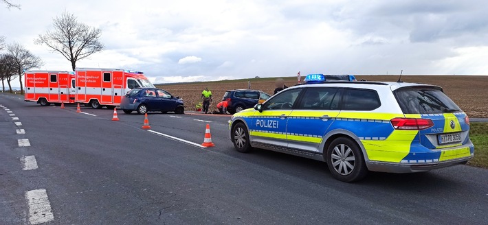 POL-HI: Verkehrsunfall fordert zwei Verletzte und hohen Sachschaden