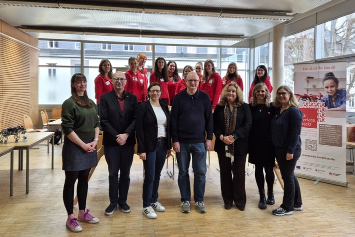 Nach fast 20 Jahren: Prof. Liebert übergibt Ada-Lovelace-Projekt an der Universität Koblenz