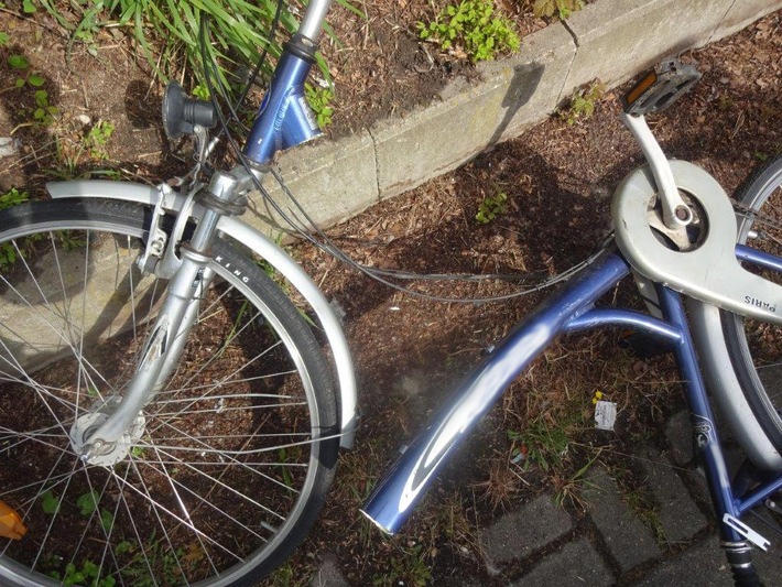 POL-BO: Damenrad gefährlich manipuliert - Polizei sucht dringend Zeugen!