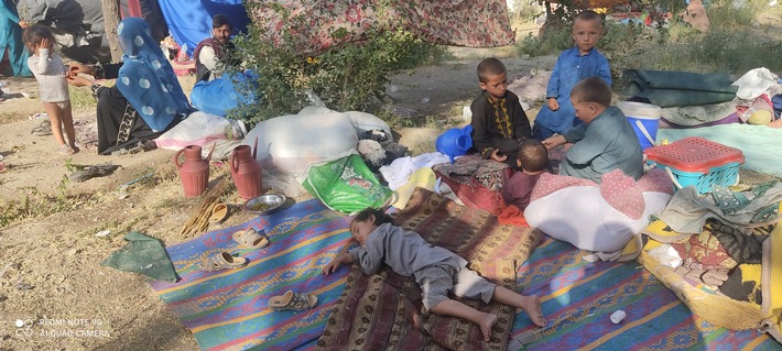 Hilferuf aus Afghanistan / Knapp eine Viertelmillion neu Vertriebene brauchen dringend humanitäre Hilfe