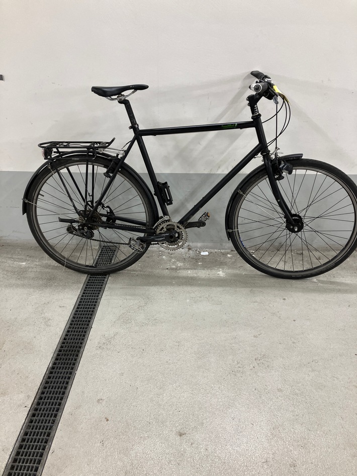 POL-DA: Darmstadt: Nach versuchtem Fahrraddiebstahl in der Holzstraße / Polizei sucht Fahrradeigentümer