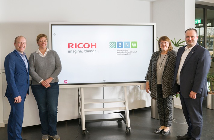 Neue Partnerschaft: Ricoh und das Bildungswerk der Niedersächsischen Wirtschaft treiben gemeinsam die Umsetzung des &quot;DigitalPakt Schule&quot; in Niedersachsen voran
