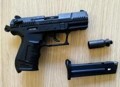 BPOL-HH: Über zwei Promille: Mann mit Schusswaffe sorgt für Polizeieinsatz im Hauptbahnhof-