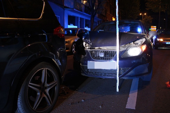 POL-HA: Verkehrsunfall in der Innenstadt - Zwei Personen leicht verletzt