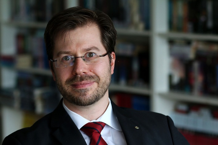 PM: Professor Dr. Jens Prütting auf neuen Lehrstuhl für Bürgerliches Recht, Medizin- und Gesundheitsrecht berufen