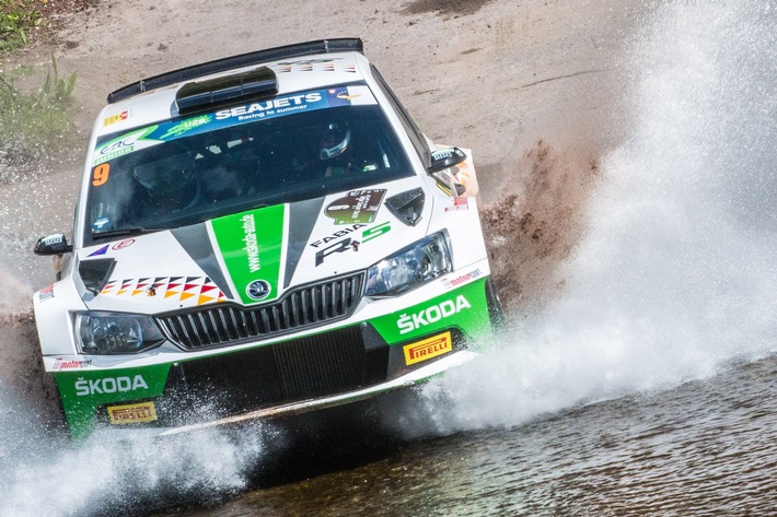 Rallye Polen: Fabian Kreim geht als Spitzenreiter in den SKODA Dreikampf um den U28-Titel (FOTO)