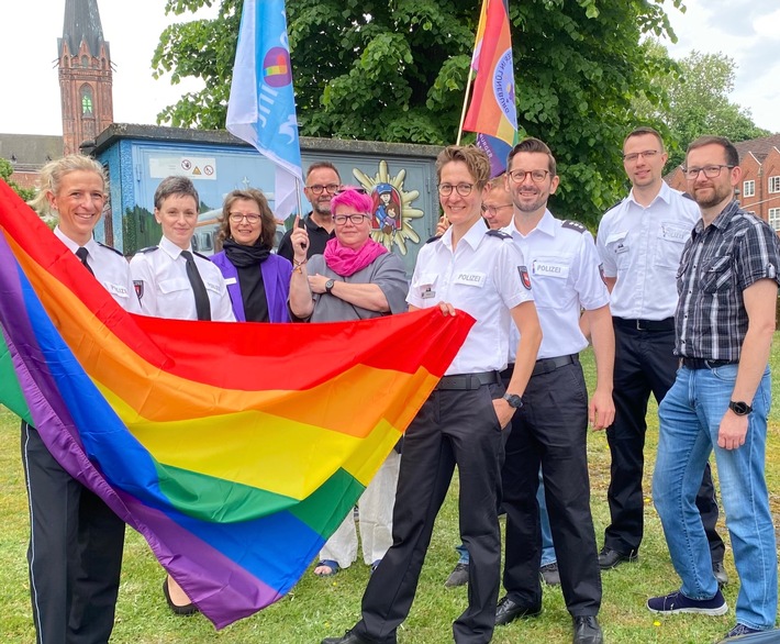 POL-LG: Polizeidirektion Lüneburg setzt anlässlich des IDAHOBIT ein Zeichen für Vielfalt