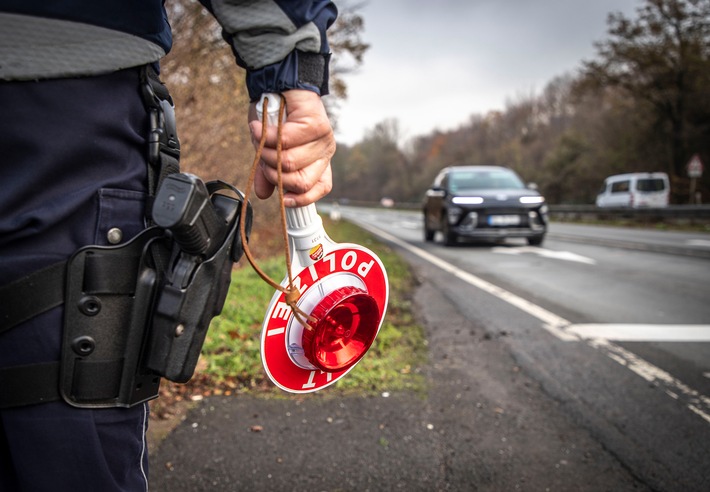 POL-UN: Landesweiter Fahndungs- und Kontrolltag: Kreispolizeibehörde Unna führt Schwerpunktkontrollen und einen behördenübergreifenden Einsatz zur Bekämpfung von Clankriminalität durch