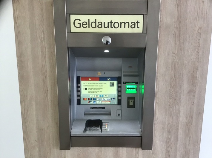 Neue SB-Kooperation von Sparkasse KölnBonn und Volksbank Köln Bonn eG in Bonn-Holzlar