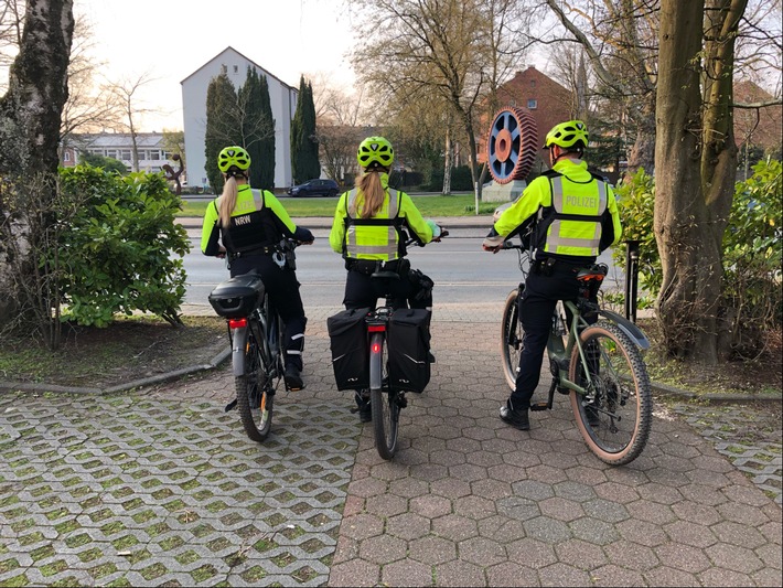 POL-GE: Einsatz mit Muskelkraft - Fahrradstaffel macht Kontrollen