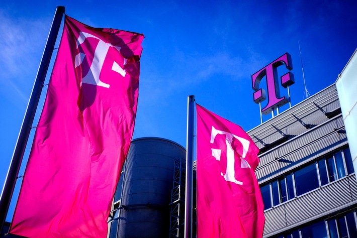 Medieninformation: Telekom liefert Digitalisierung 