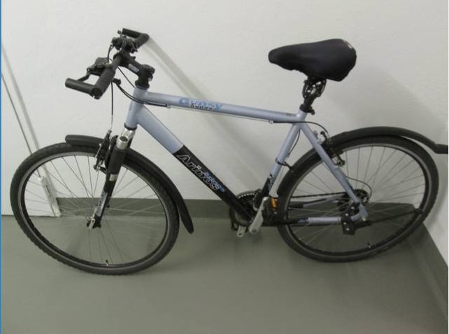 POL-WHV: Ermittlungserfolg für die Polizei Wilhelmshaven - Mutmaßlicher Fahrraddieb ermittelt- Polizei stellt sieben entwendete Fahrräder sicher und sucht noch den Eigentümer zu einem Fahrrad