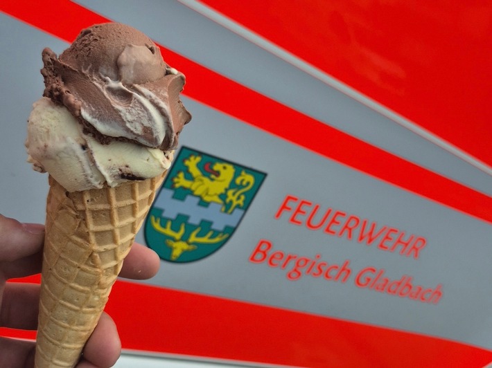 FW-GL: Viele Einsätze bei großer Hitze: Feuerwehr und Rettungsdienst in Bergisch Gladbach stark gefordert