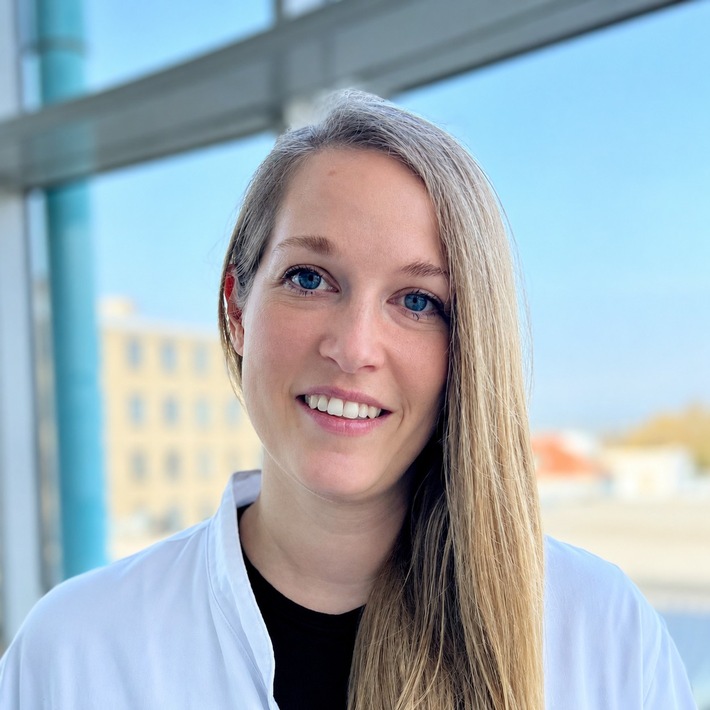 Woche der Demenz: Frühe Diagnose eröffnet neue Möglichkeiten bei Alzheimer / Spezialsprechstunde am UKGM in Gießen bietet ausgewählten Patientinnen und Patienten eine neue Therapieoption