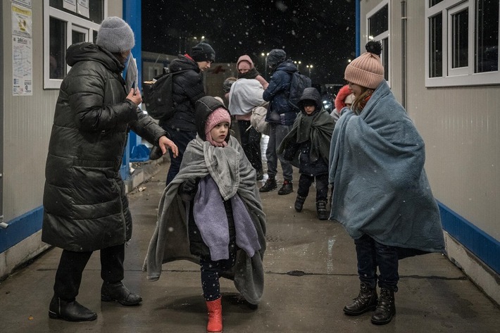 Ukraine: Unbegleitete und von ihren Familien getrennte Kinder auf der Flucht schützen