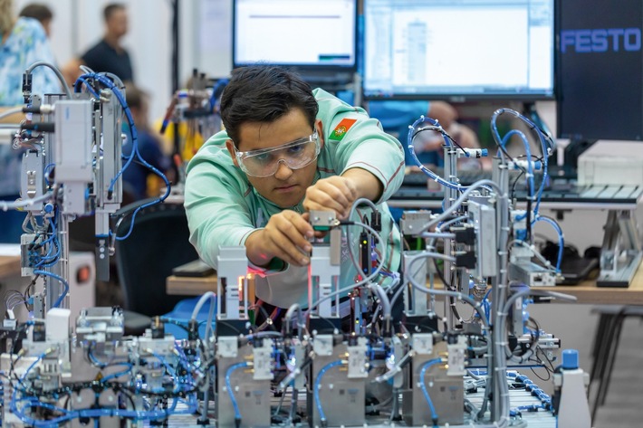 Festo fördert Spitzenleistungen bei EuroSkills Herning 2025
