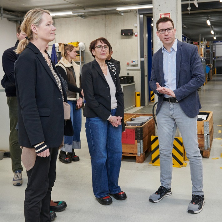 Ministerin Walker und Staatssekretärin Dr. Leidig besuchen afb social & green IT in Ettlingen / Wirtschaftlich erfolgreiches Inklusionsmodell im Fokus