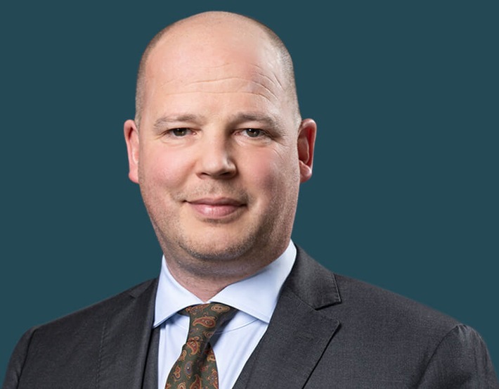 Rechtsanwalt und Notar Dr. Lars Heinemann wechselt mit seinem Team zur Kieler Kanzlei REIMER