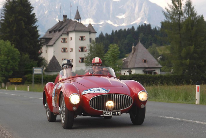 Die Kitzbüheler Alpenrallye: Lebendige Tradition auf vier Rädern - BILD