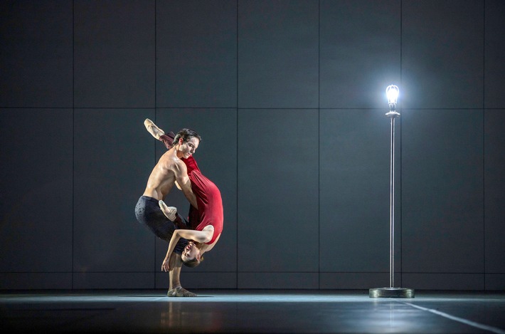 ARTE zeigt &quot;Ghost Light&quot; des Hamburg Ballett John Neumeier als TV-Erstausstrahlung am 24. Januar