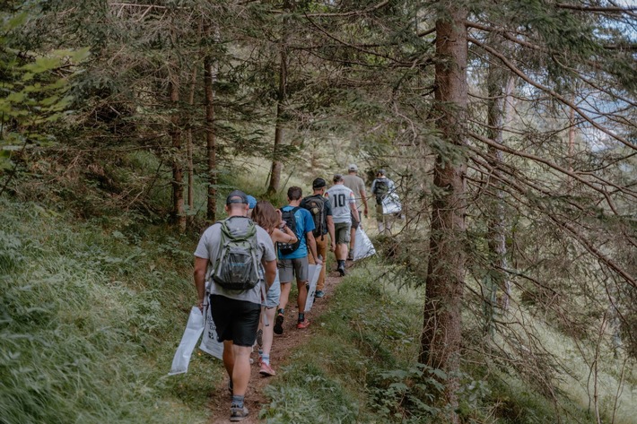 Woche der Nachhaltigkeit und CleanUp Days im Allgäu: 1.200 Kilometer von Müll befreit