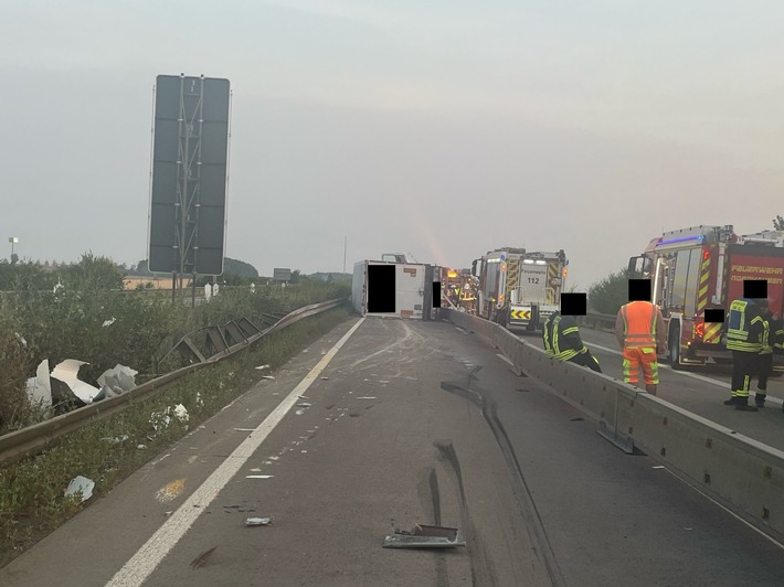 API-TH: Unachtsamkeit führt zu Verkehrsunfall im Baustellenbereich und stundenlanger Sperrung