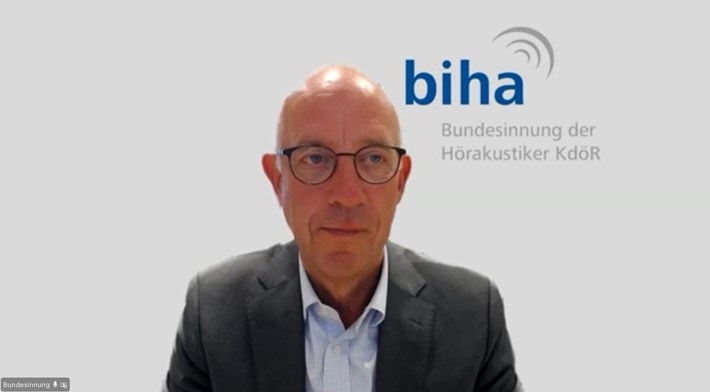 Anschaffung von Hörgeräten ohne Facharzt und Hörakustiker? - Online-Dialog des Deutschen Hörverbands mit Jakob Stephan Baschab trifft auf breite und überaus positive Resonanz
