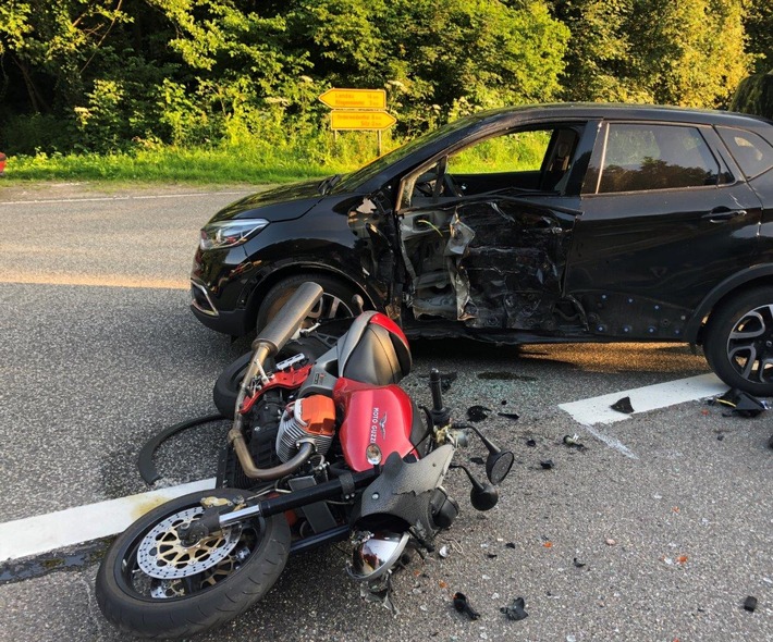 POL-PDLD: Motorradfahrer bei Verkehrsunfall tödlich verletzt