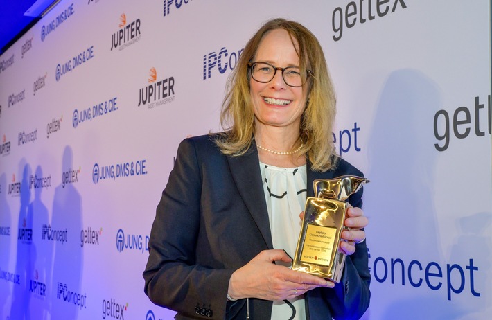 Goldener Bulle 2026 / Mobil Krankenkasse für digitalen Versorgungslotsen zur mentalen Gesundheit ausgezeichnet