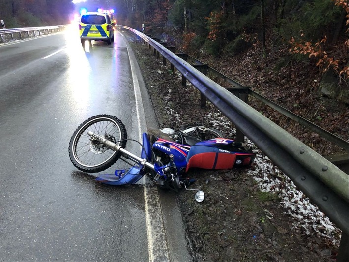 POL-AC: Motorradfahrer nach Verkehrsunfall schwer verletzt