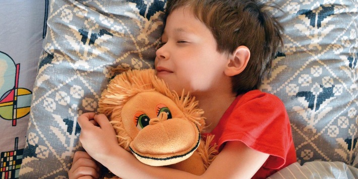 Viele Kinder mit Neurodermitis schlafen schlecht - 13 Tipps für Familien