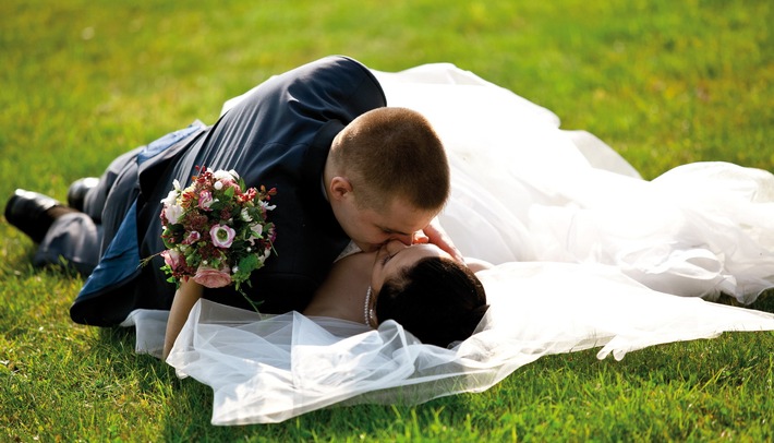 Verliebt, verlobt, verheiratet: 33 Paare sagen im BERGERGUT ****S im Sommer wieder "Ja, ich will!" - BILD