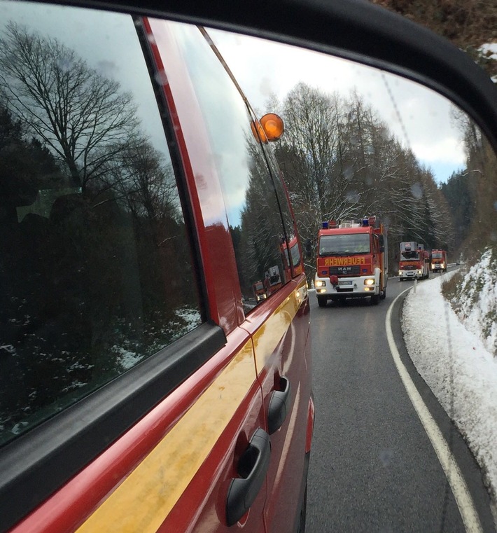 FW-Stolberg: Kaminbrand in Stolberg-Zweifall