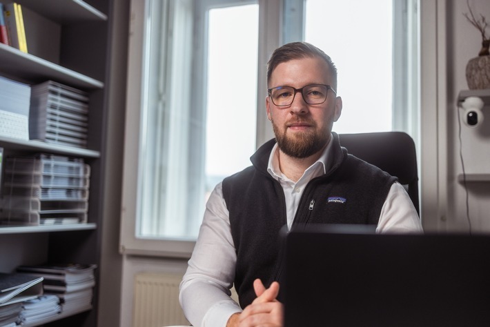 Marvin Jennrich / Weiterer Text über ots und www.presseportal.de/nr/181936 / Die Verwendung dieses Bildes für redaktionelle Zwecke ist unter Beachtung aller mitgeteilten Nutzungsbedingungen zulässig und dann auch honorarfrei. Veröffentlichung ausschließlich mit Bildrechte-Hinweis.