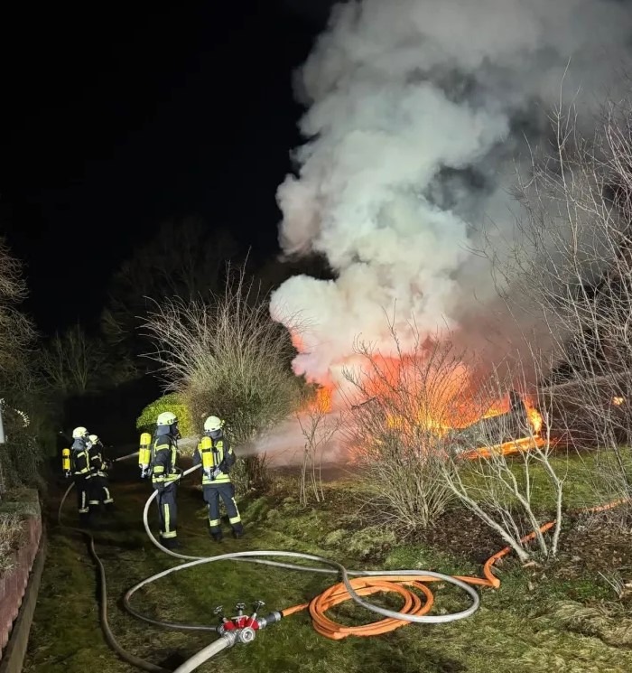 POL-ROW: Wohnmobil in Vollbrand - hoher Sachschaden