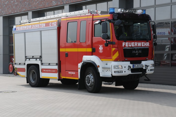 FW-RE: Gartenlaube durch Feuer zerstört