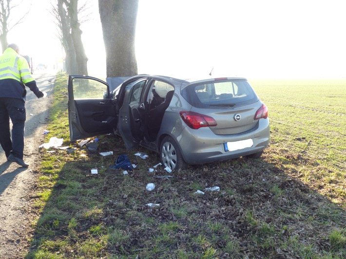 POL-CUX: tödlicher Verkehrsunfall