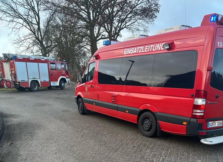 FW-AUR: Beschädigte Gasleitung und technischer Defekt sorgten für Einsätze der Feuerwehr Sandhorst